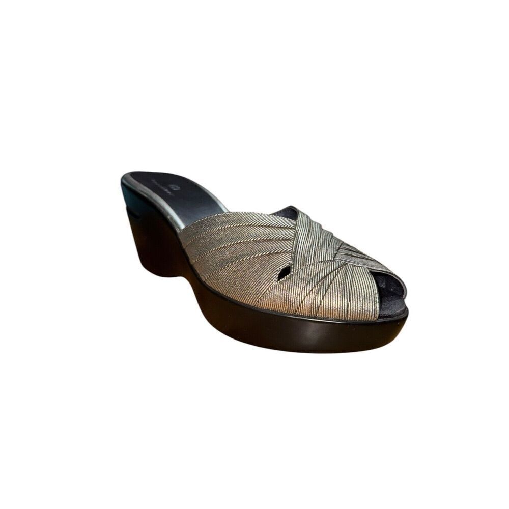 Cole Haan Silver/Black Peep Toe Platform Sandals women's Size 10 Great condition